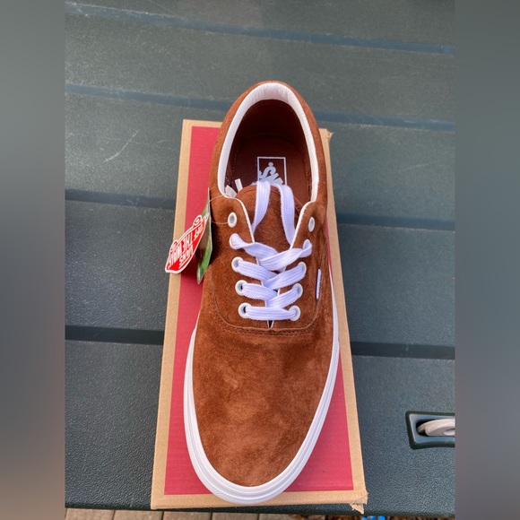 Suede Vans - Picture 3 of 4